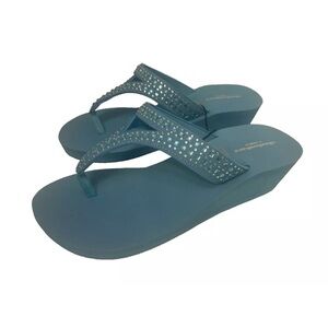 Cloudwalkers by Avenue Sandals Blue Rhinestone Wedge  Thong T-strap 8.5W